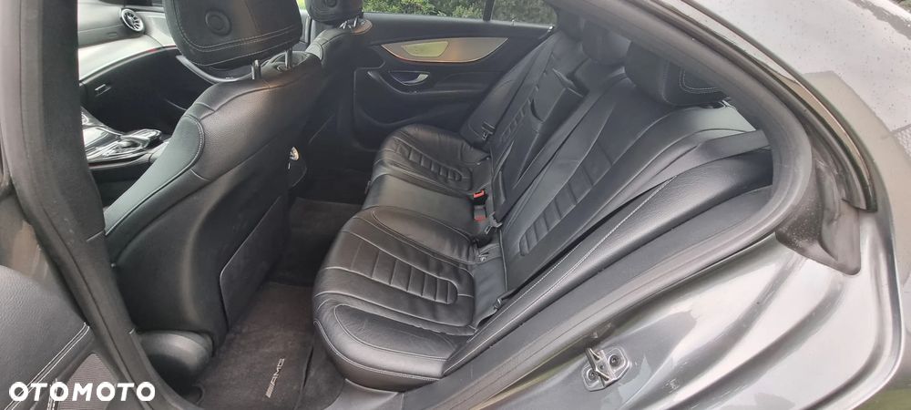 Mercedes-Benz CLS 300 d 9G-TRONIC AMG Line - 8