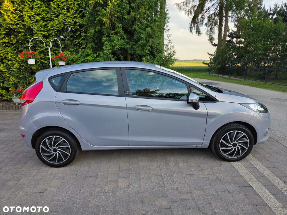 Ford Fiesta 1.4 Champions Edition - 4