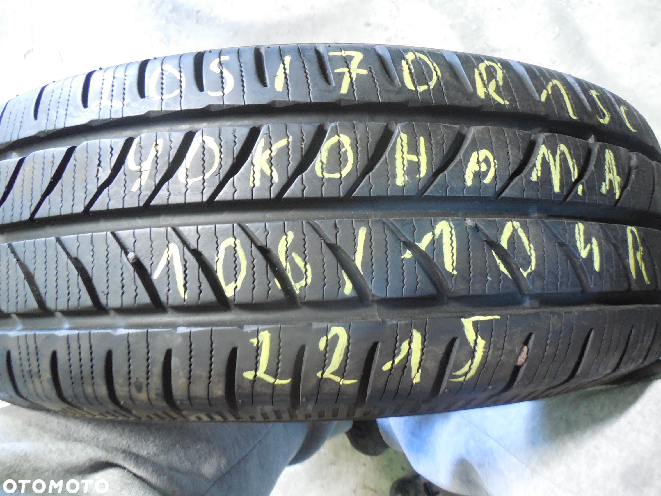 OPONA POJEDYNKA 205/70R15C YOKOHAMA W.DRIVE WY01 DOT 2215 9.7MM - 1