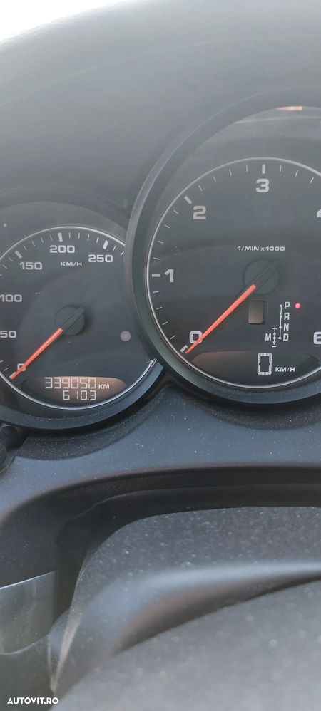 Porsche Cayenne 3.0TD TipTronic - 1