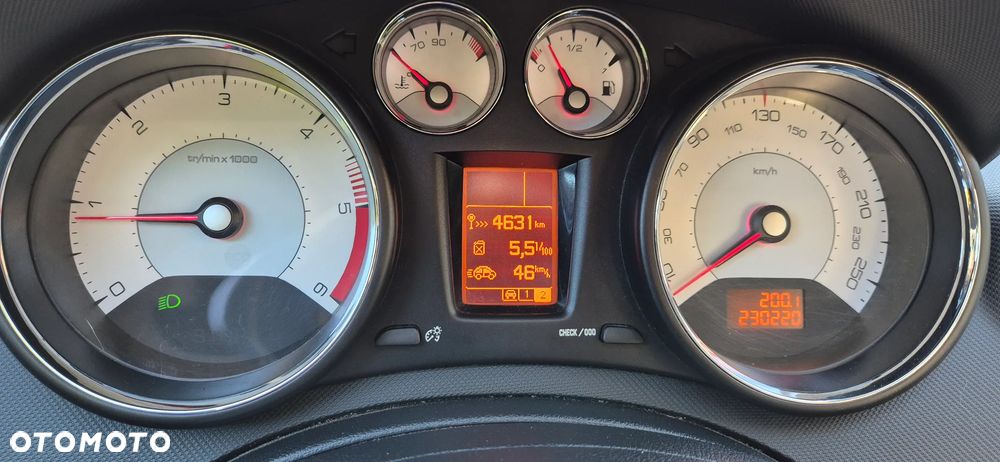 Peugeot 308 1.6 HDi Premium - 26