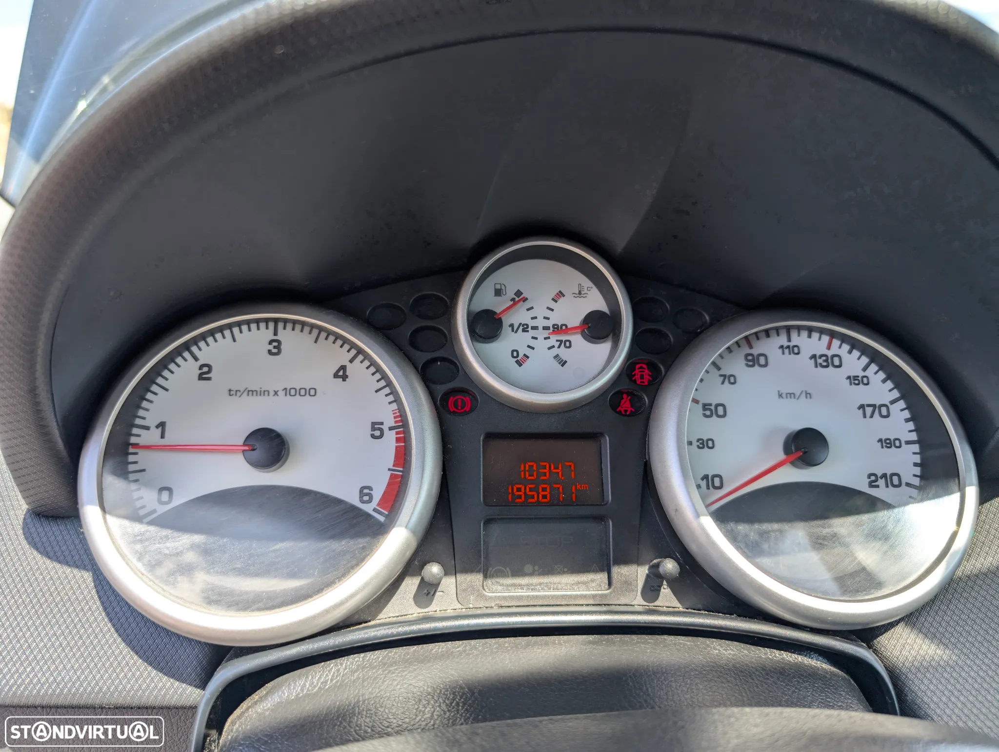 Peugeot 207 1.6 HDi Sport - 14