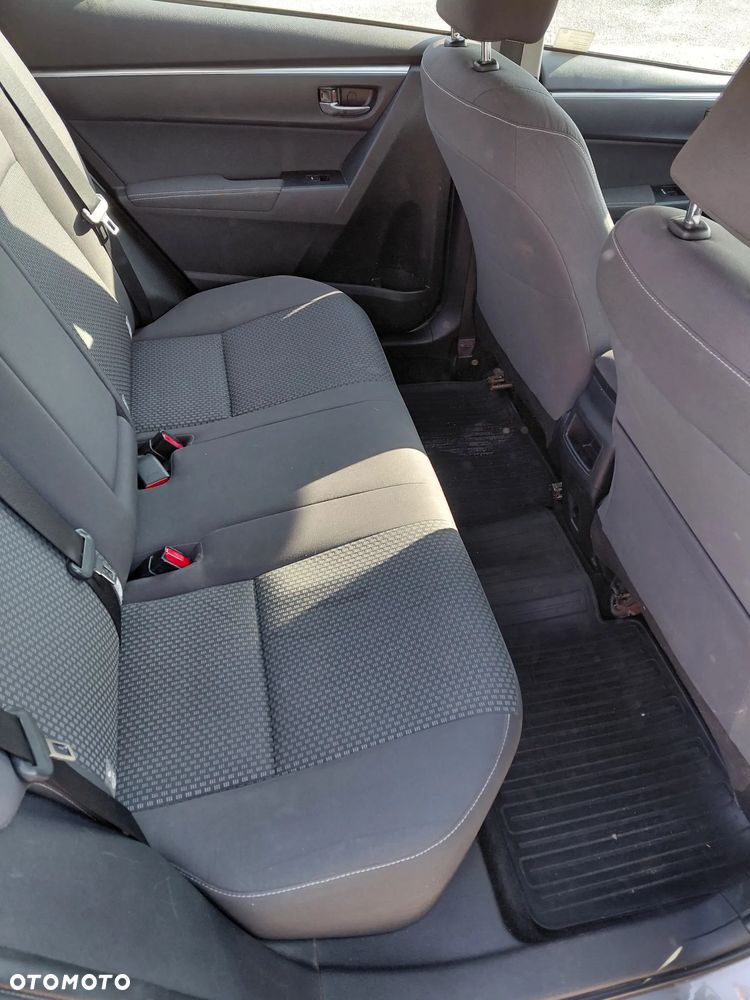 Toyota Corolla 1.6 Active EU6 - 9