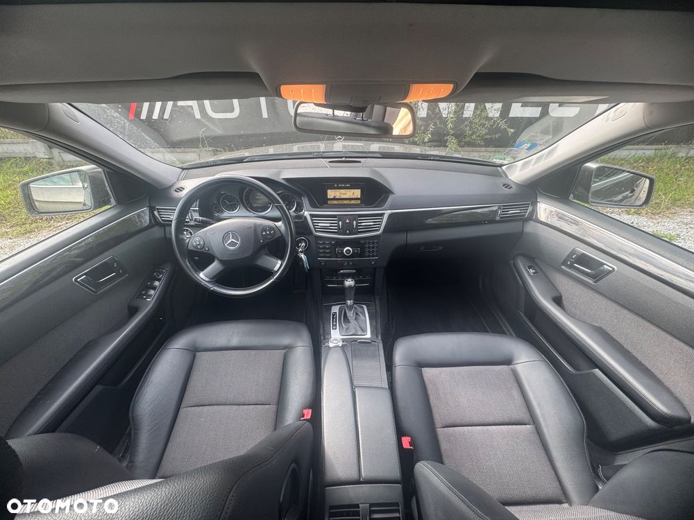 Mercedes-Benz Klasa E 250 CGI BlueEff Avantgarde - 17