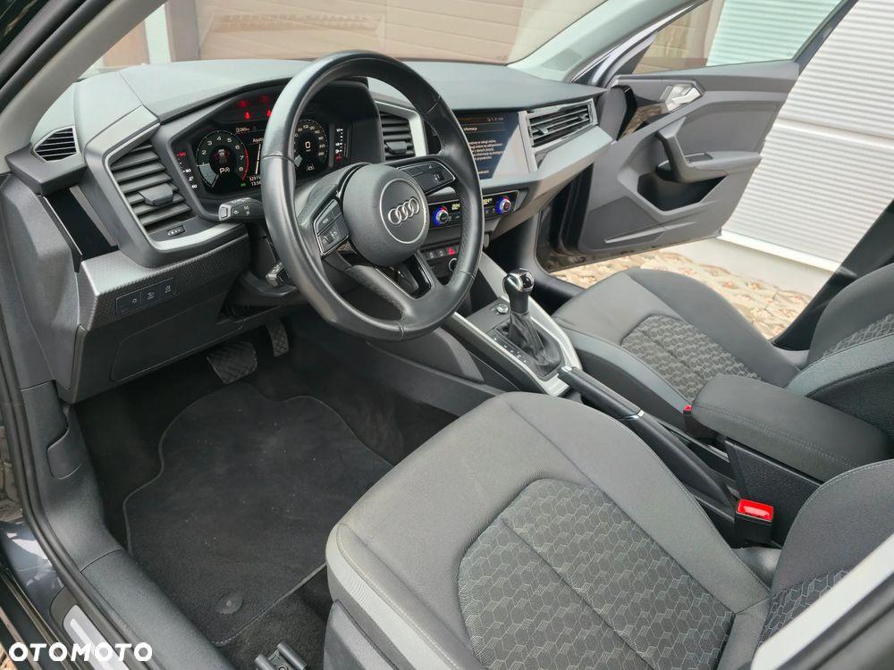 Audi A1 Sportback 1.0 TFSI ultra S tronic sport - 8