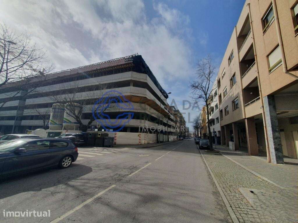 T2 EM CONDOMINIO FECHADO NO CENTRO DE MATOSINHOS - Grande imagem: 2/22