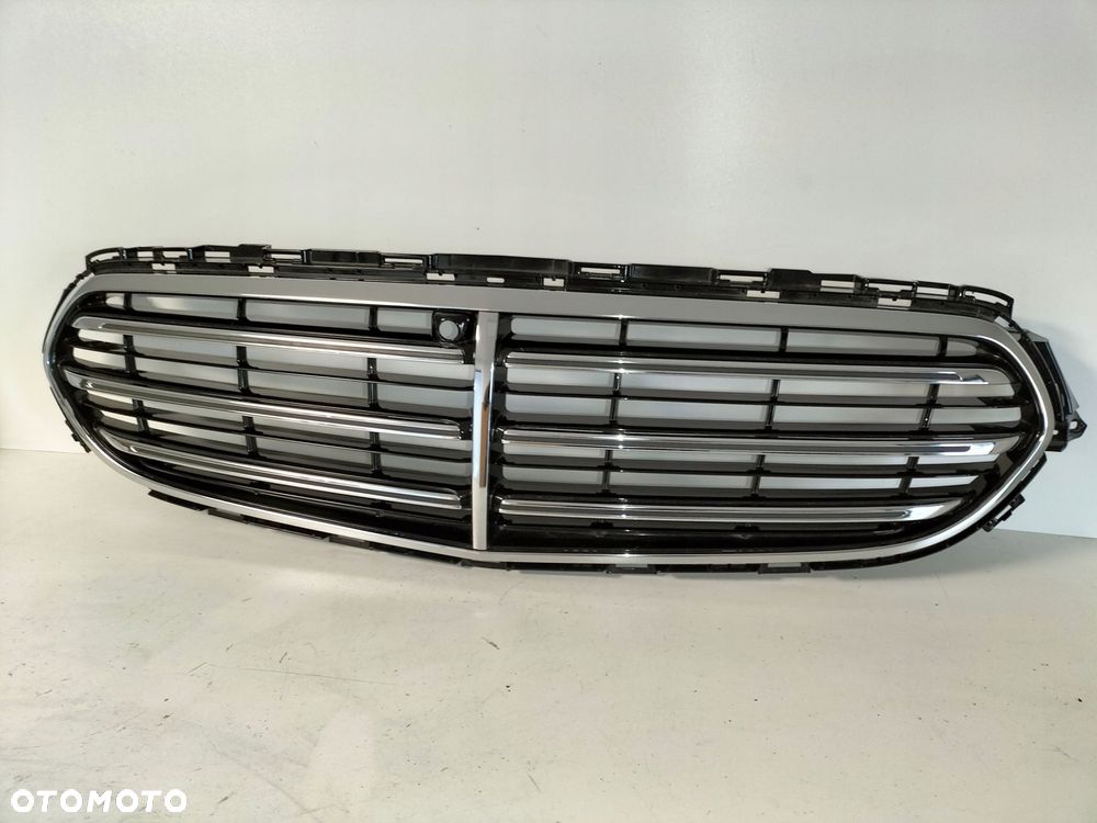 atrapa kratka grill mercedes e klasa w213 lift 20- elegance - 3