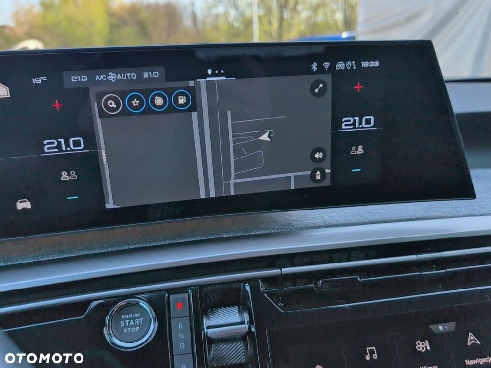 Peugeot 3008 1.6 PHEV 195 Allure S&S e-DCS7 - 24