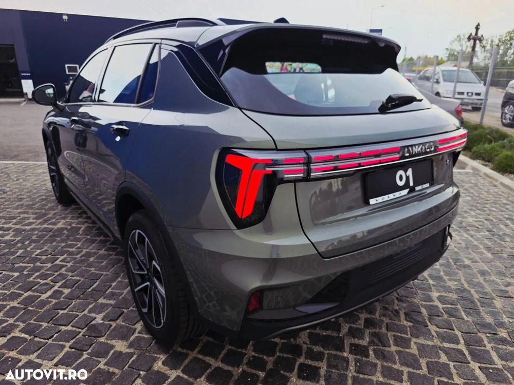 Lynk&Co 01 - 5