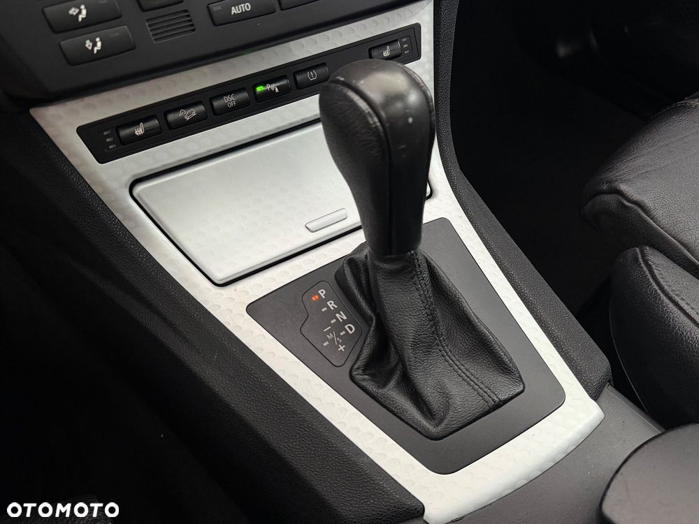 BMW X3 3.0d - 10