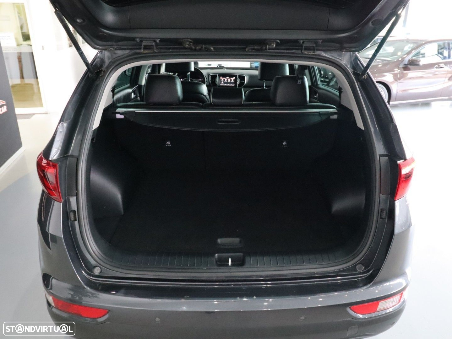 Kia Sportage 1.6 CRDI ISG SX - 17