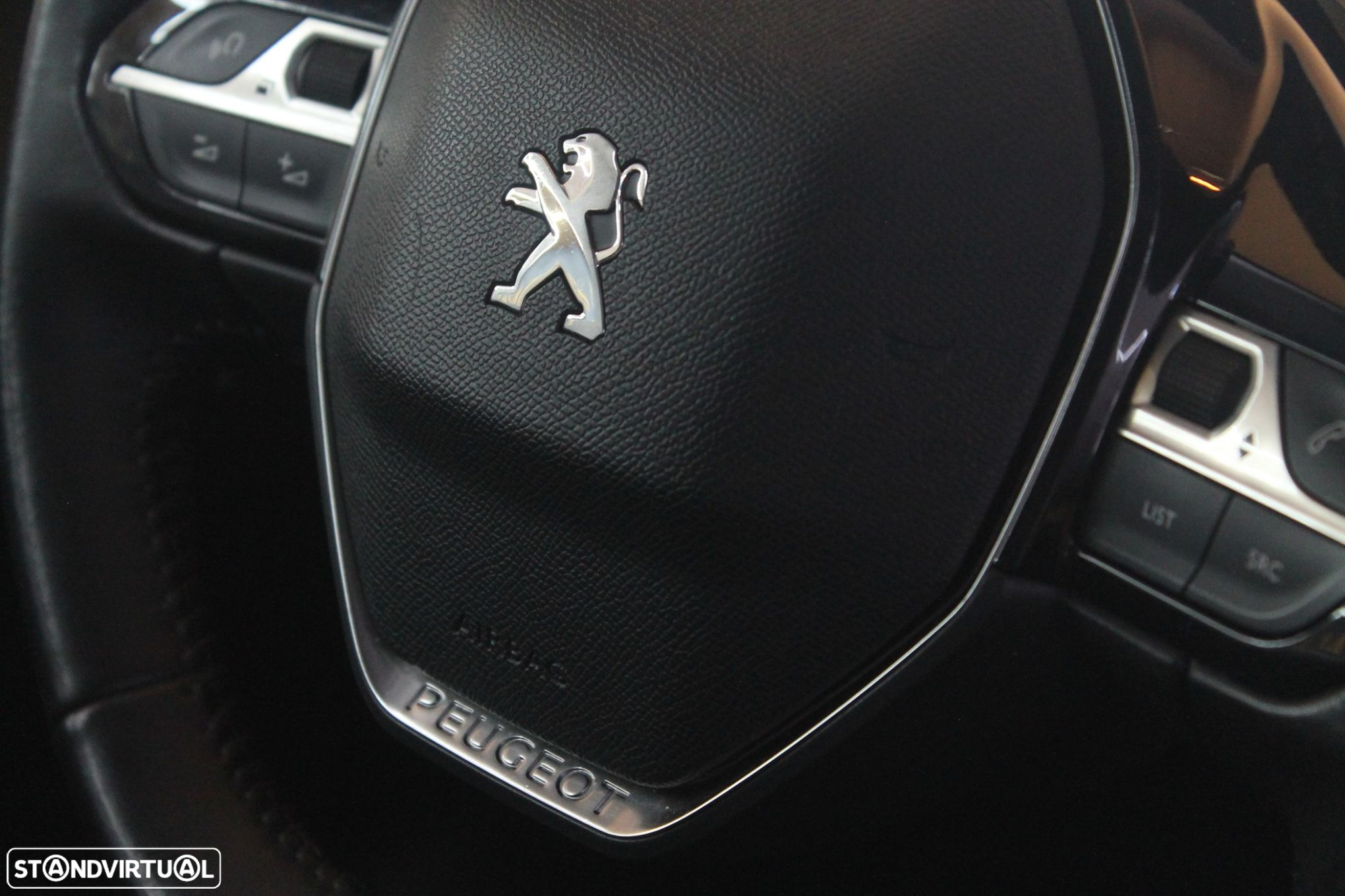 Peugeot 208 1.2 PureTech Active Pack - 10