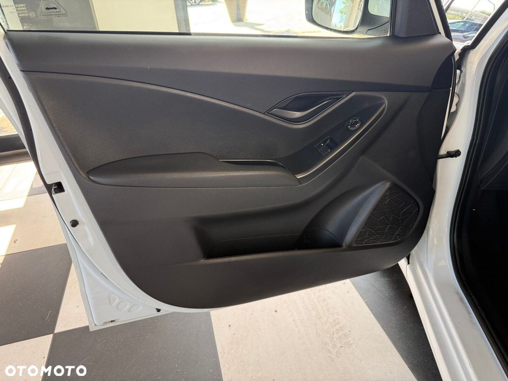 Hyundai ix20 - 19