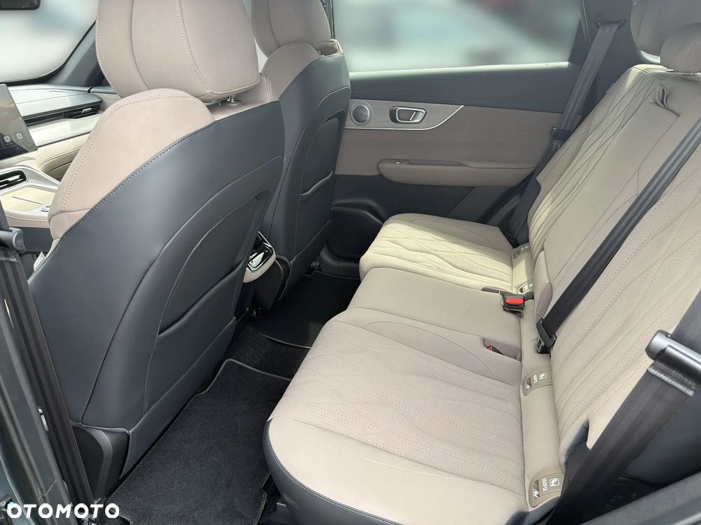 Chery Tiggo 8 1.5 T-GDI Super Hybrid Prestige DCT - 29