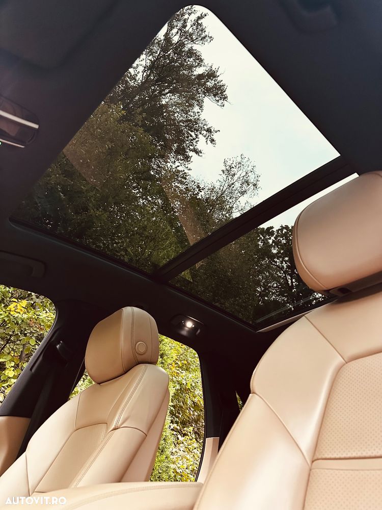 Porsche Cayenne - 28