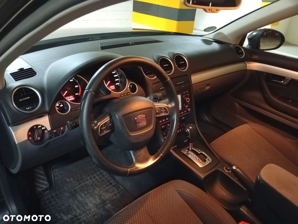 Seat Exeo 2.0 TDI CR Multitronic Style - 19