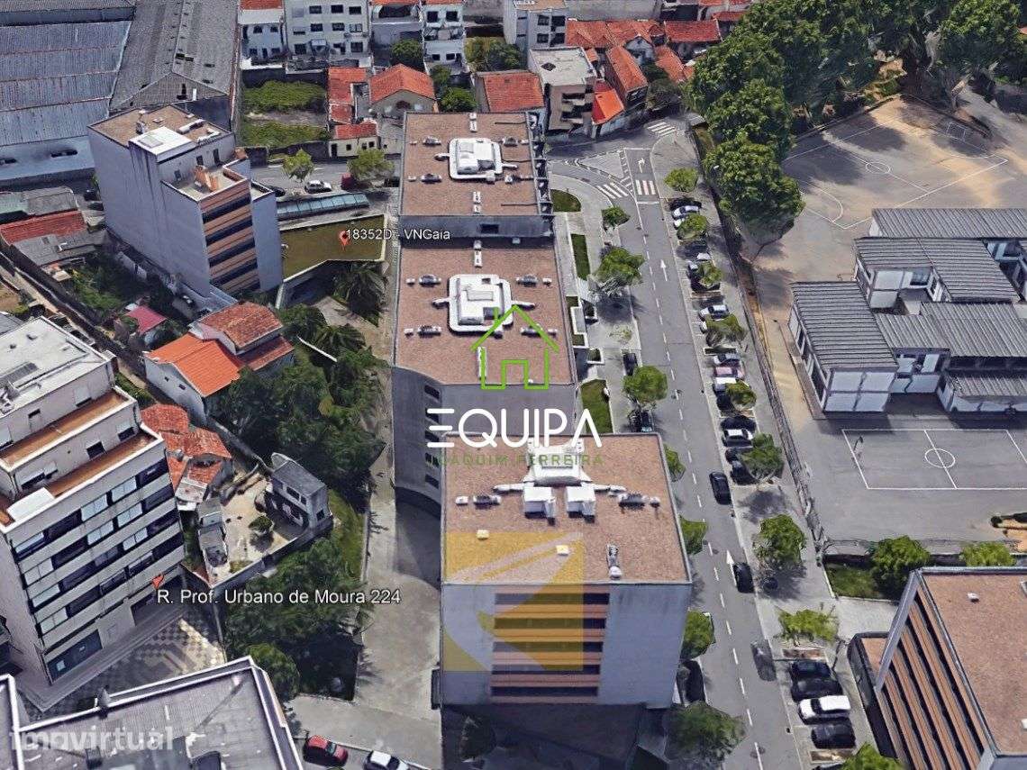 Loja destinada a comercio e serviços,  em Devesas - Vila Nova de Gaia - Grande imagem: 2/15