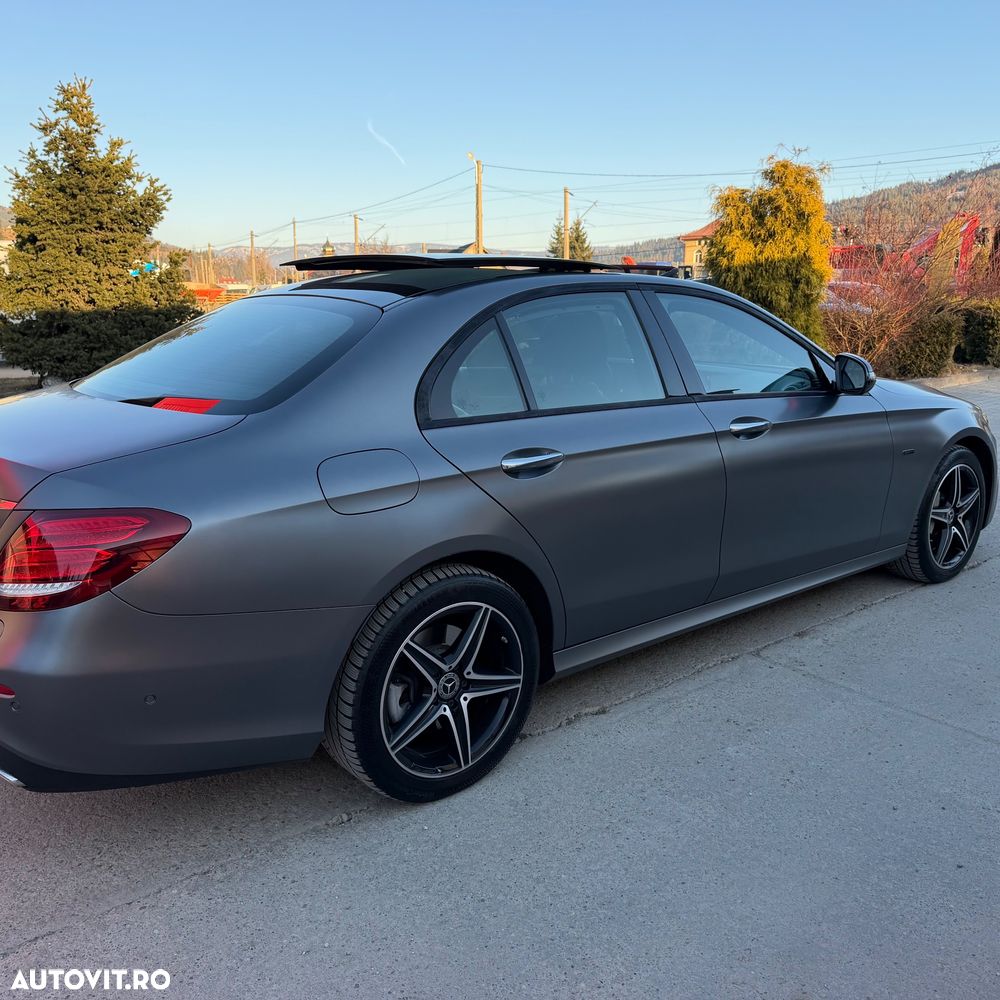 Mercedes-Benz E 300 de 9G-TRONIC - 7