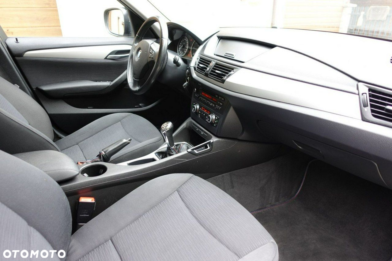 BMW X1 - 15