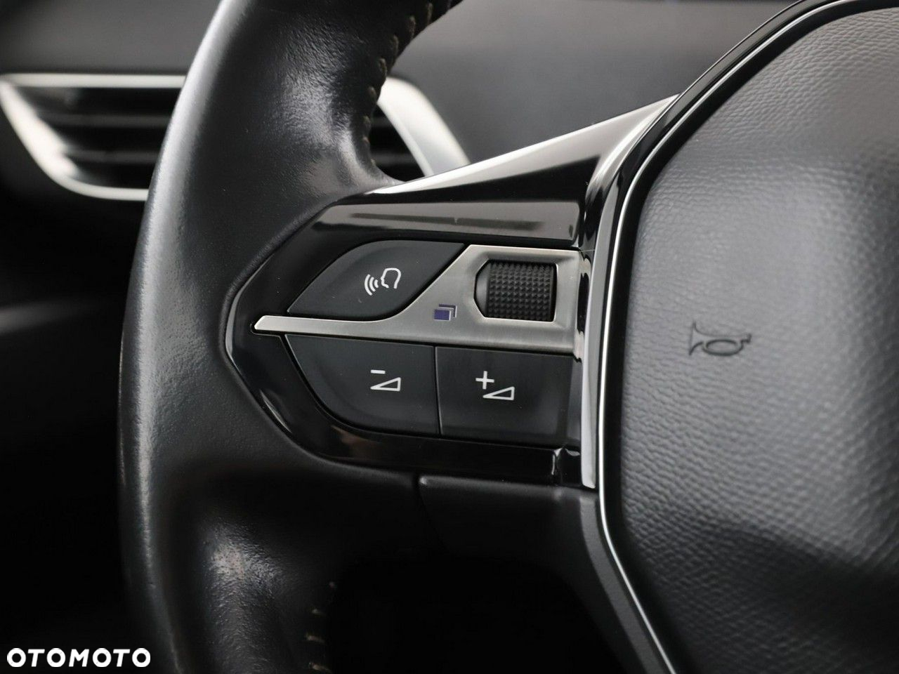 Peugeot 3008 PureTech 130 Stop & Start GPF Active Pack - 33