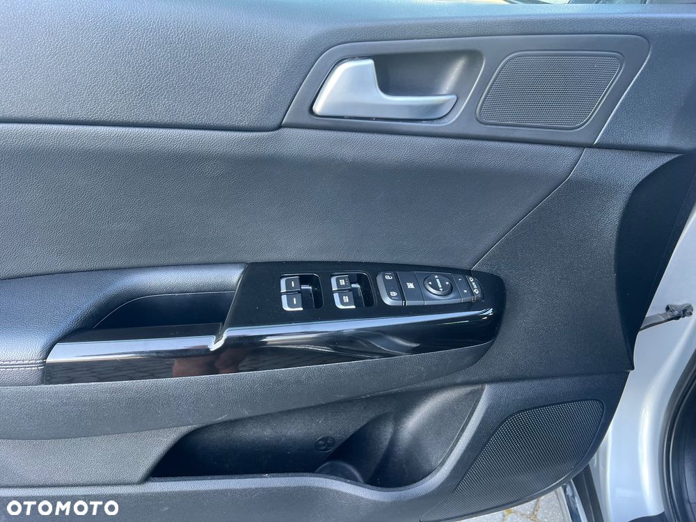 Kia Sportage 1.6 CRDI L Business Line 2WD DCT - 19