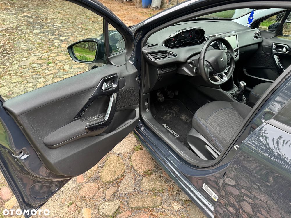 Peugeot 208 PureTech 82 Stop & Start Signature - 13