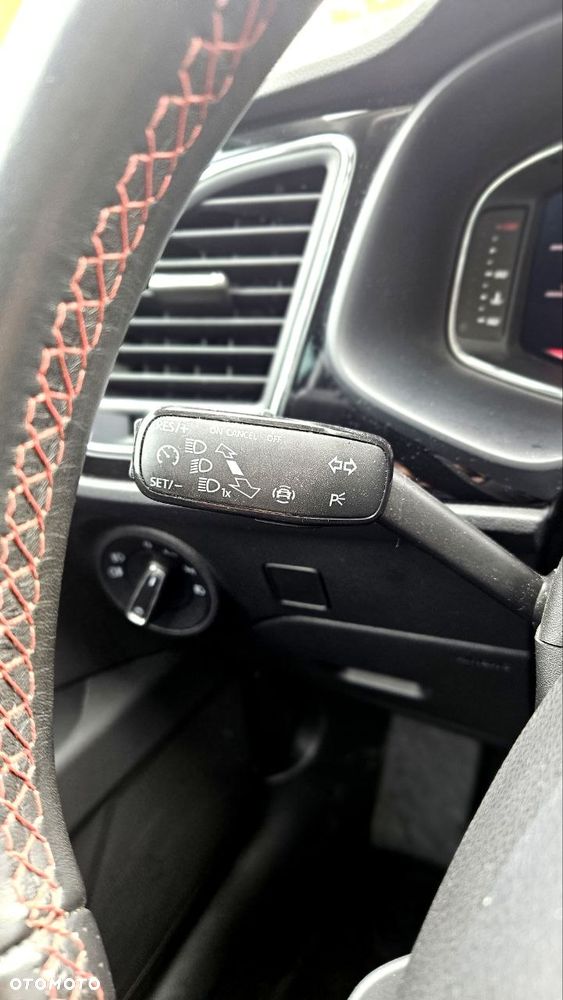 Seat Leon 2019 photo 2