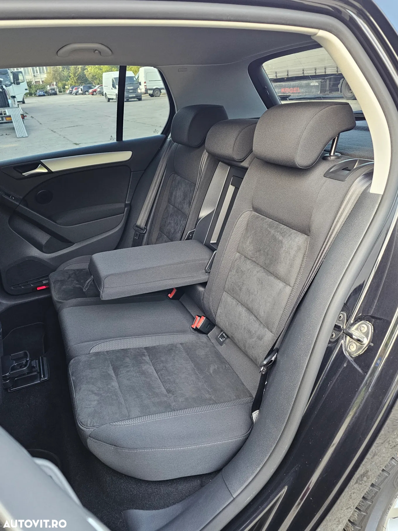 Volkswagen Golf 1.4 TSI DSG Highline - 10