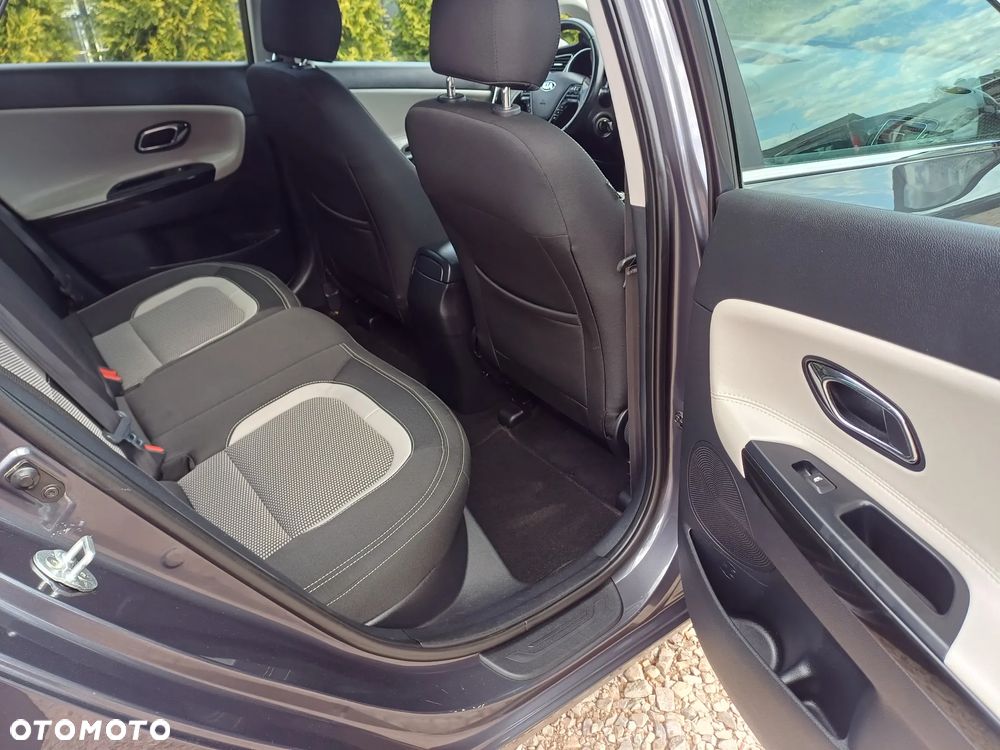 Kia Ceed 1.6 CRDi L - 17