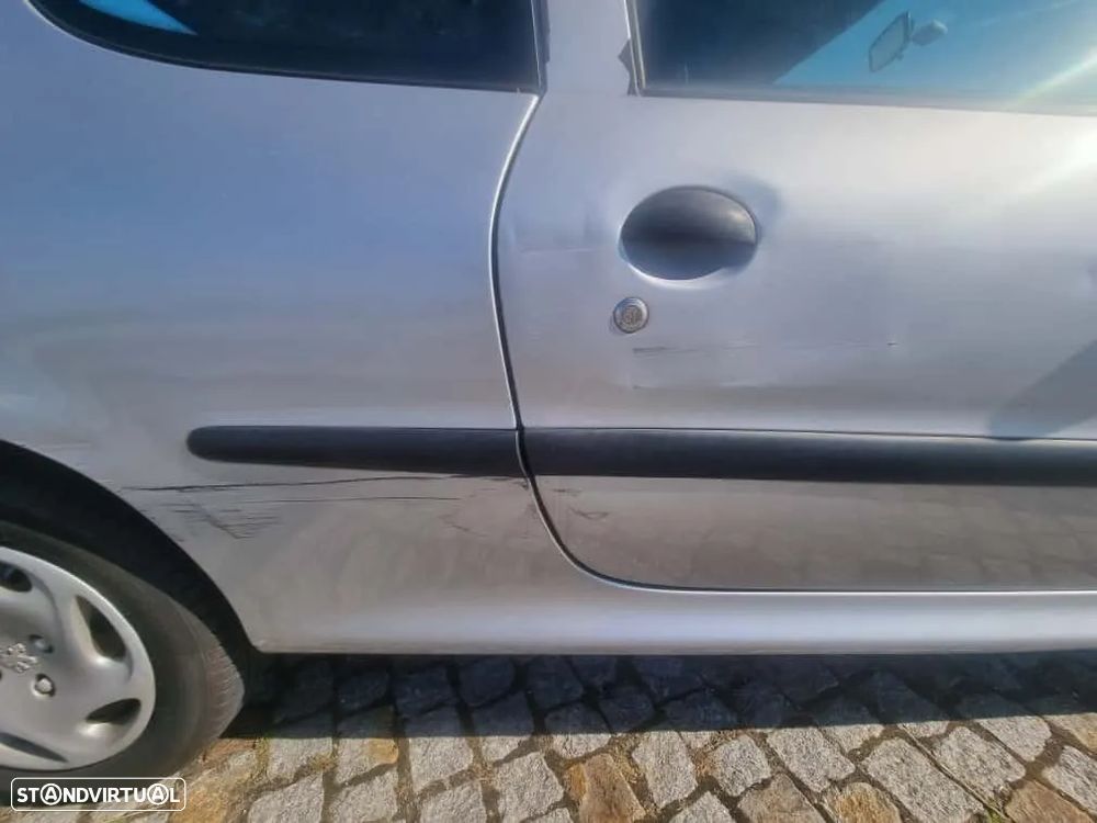 Peugeot 206 1.1 XR - 8