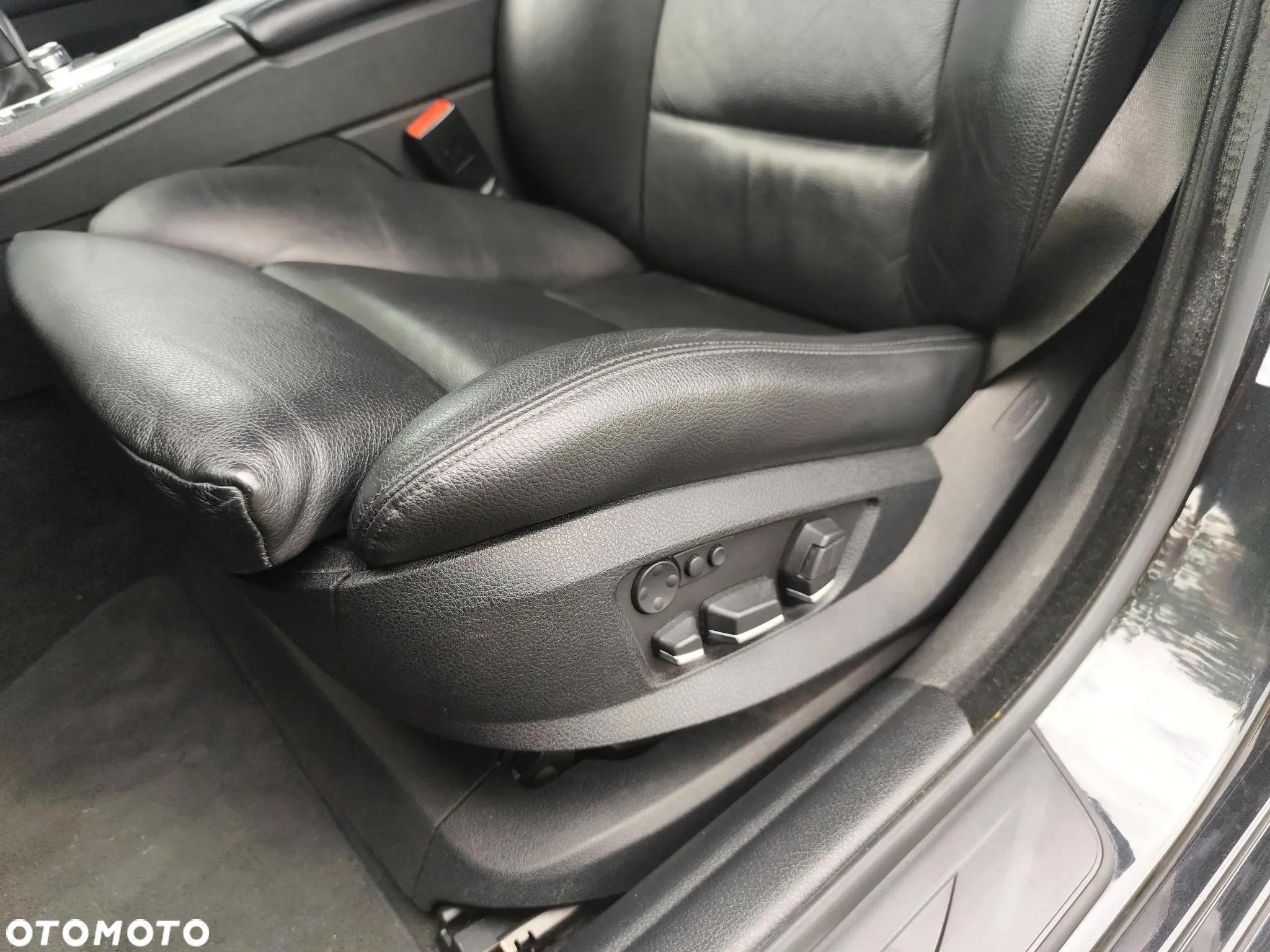 BMW Seria 5 - 12