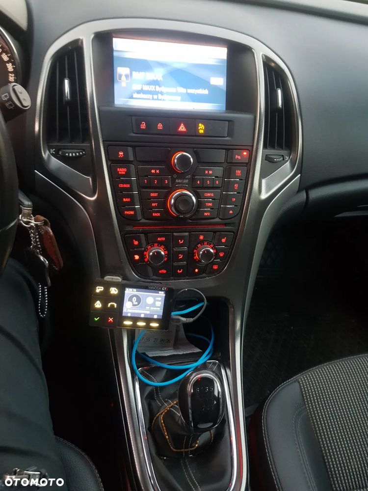 Opel Astra IV 1.7 CDTI Cosmo - 14
