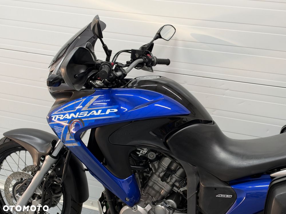 Honda Transalp - 18