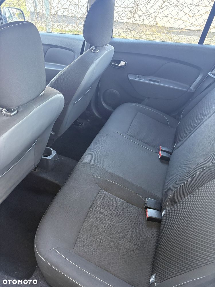 Dacia Logan - 3