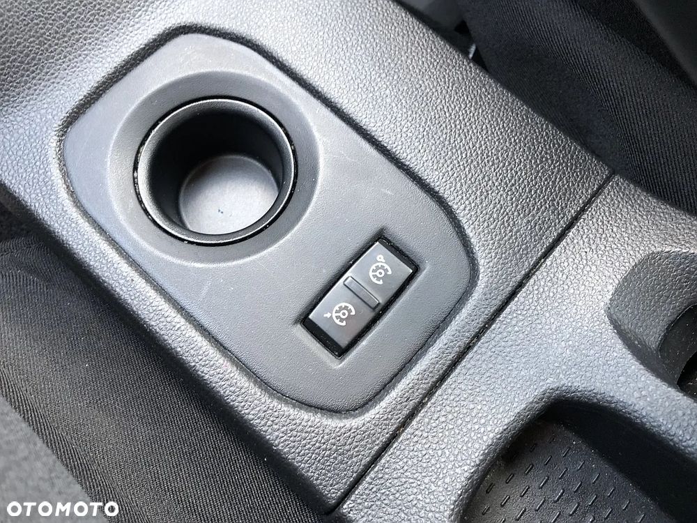 Dacia Duster 1.6 SCe Access S&S - 17