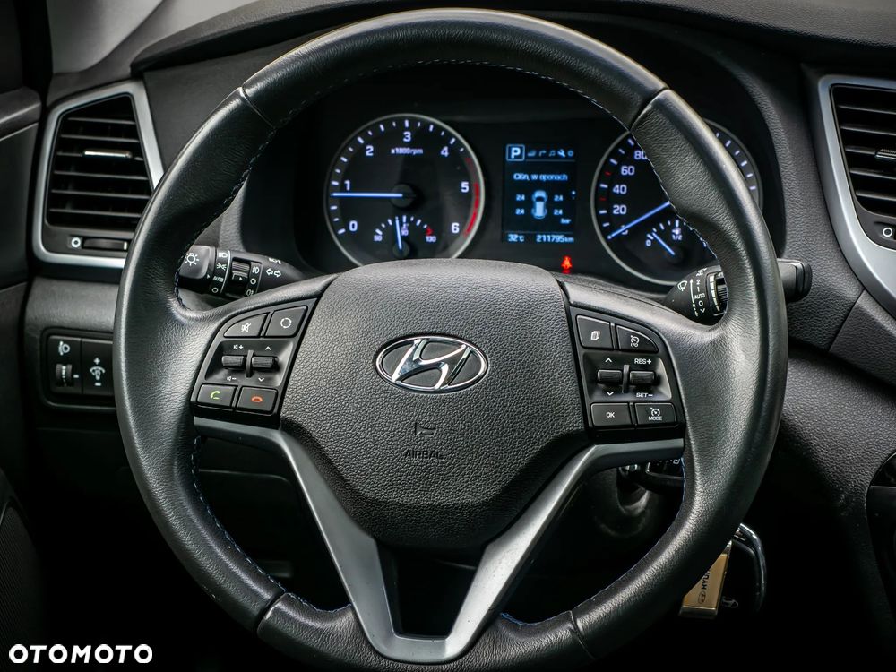 Hyundai Tucson blue 1.7 CRDi 2WD DCT Premium - 22