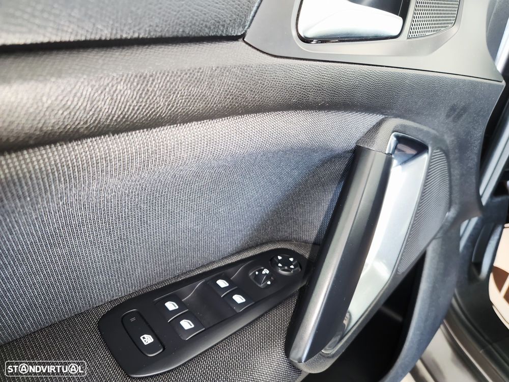 Peugeot 308 SW BlueHDi 130 Allure - 46