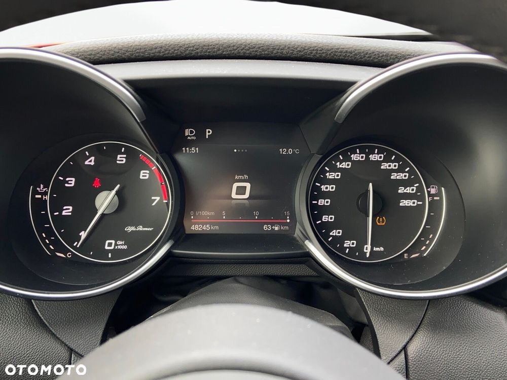 Alfa Romeo Giulia 2.0 Turbo Veloce Q4 - 15