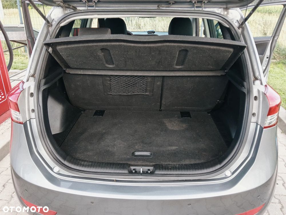 Hyundai ix20 1.4 Comfort - 11
