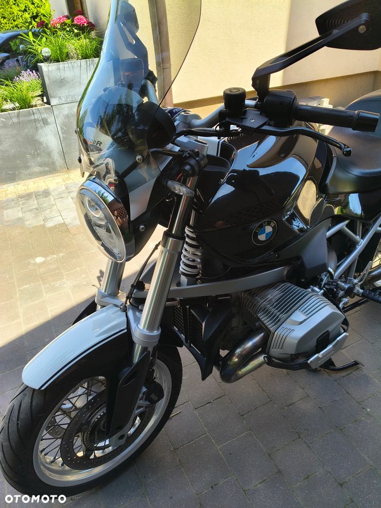 BMW R - 8