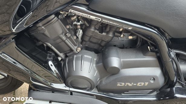 Honda DN-01 - 3