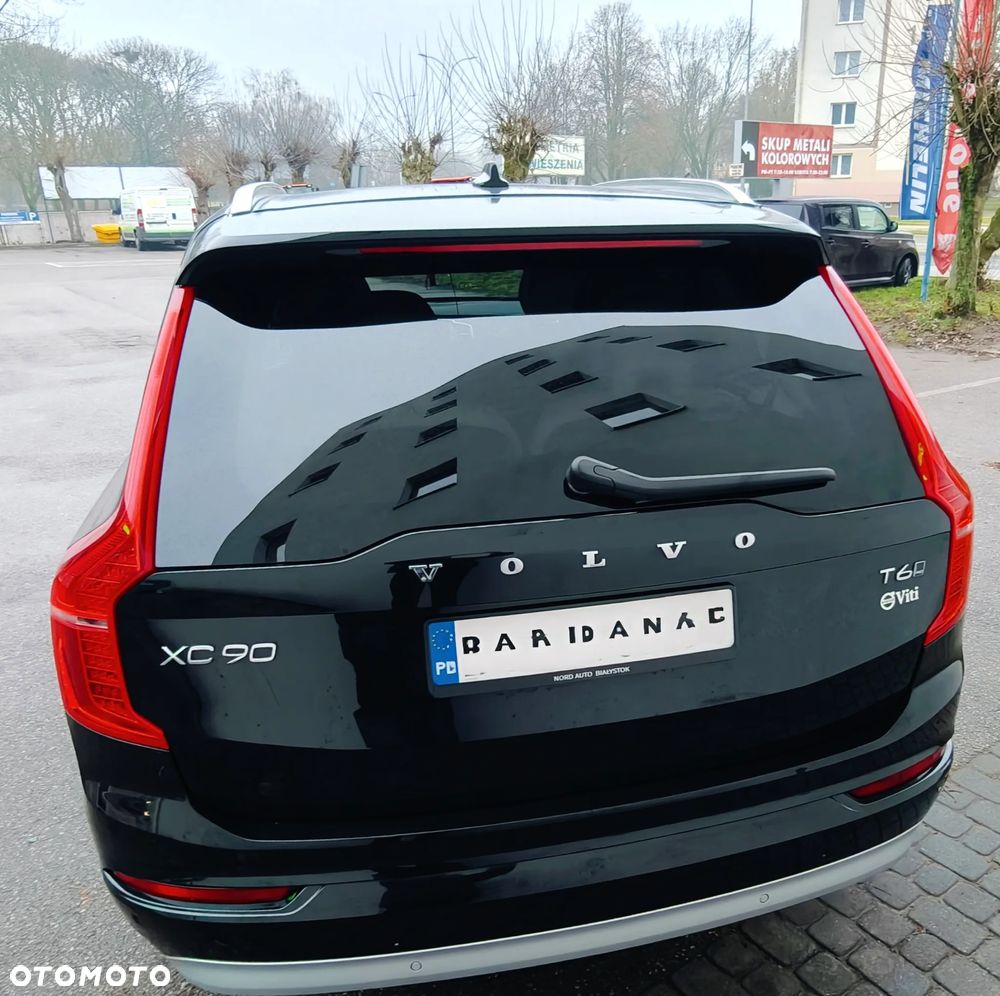Volvo XC 90 T6 AWD Geartronic Momentum - 4