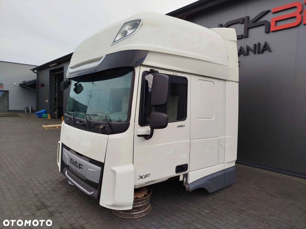 KABINA DAF XF 106 LIFT - 7