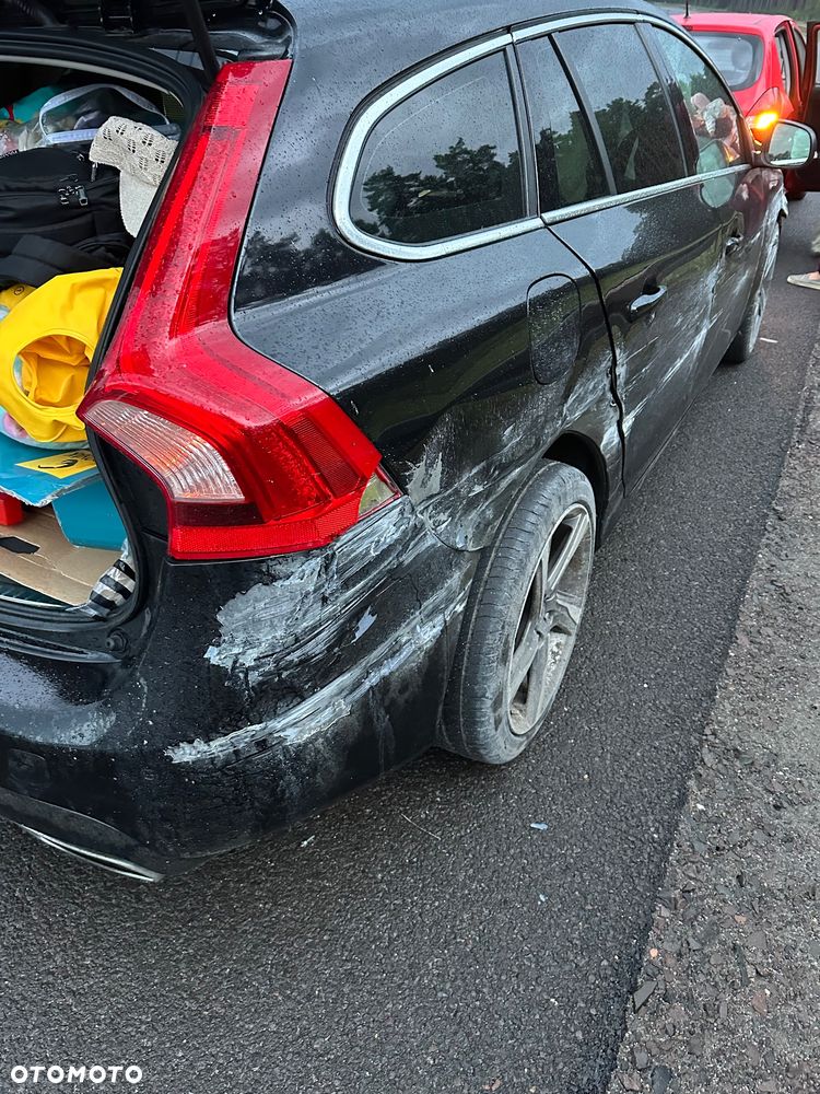 Volvo V60 D4 Geartronic Momentum - 5
