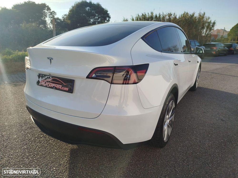 Tesla Model Y RWD - 5
