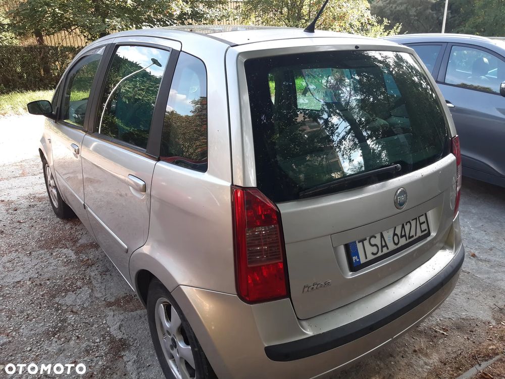Fiat Idea 1.4 16V Dynamic - 8