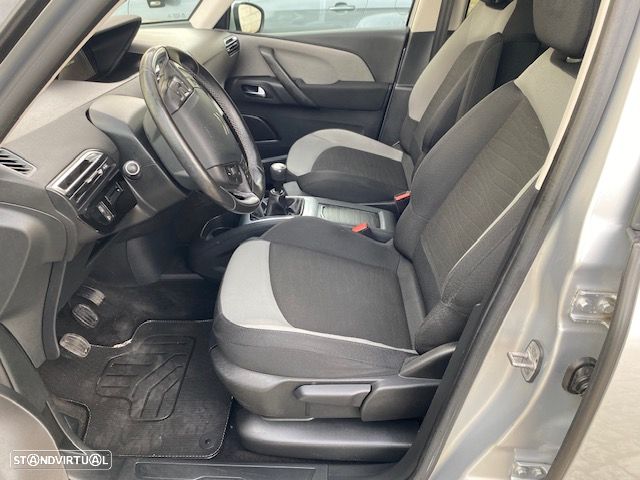 Citroën C4 Picasso 1.6 e-HDi Exclusive - 4