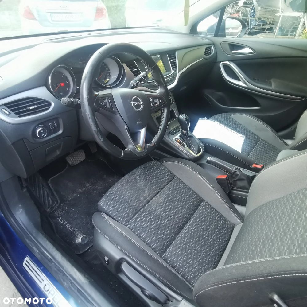 Opel Astra 1.5 D Start/Stop Automatik Design&Tech - 4