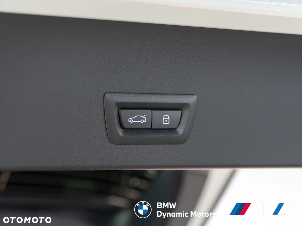 BMW X3 30e xDrive - 16