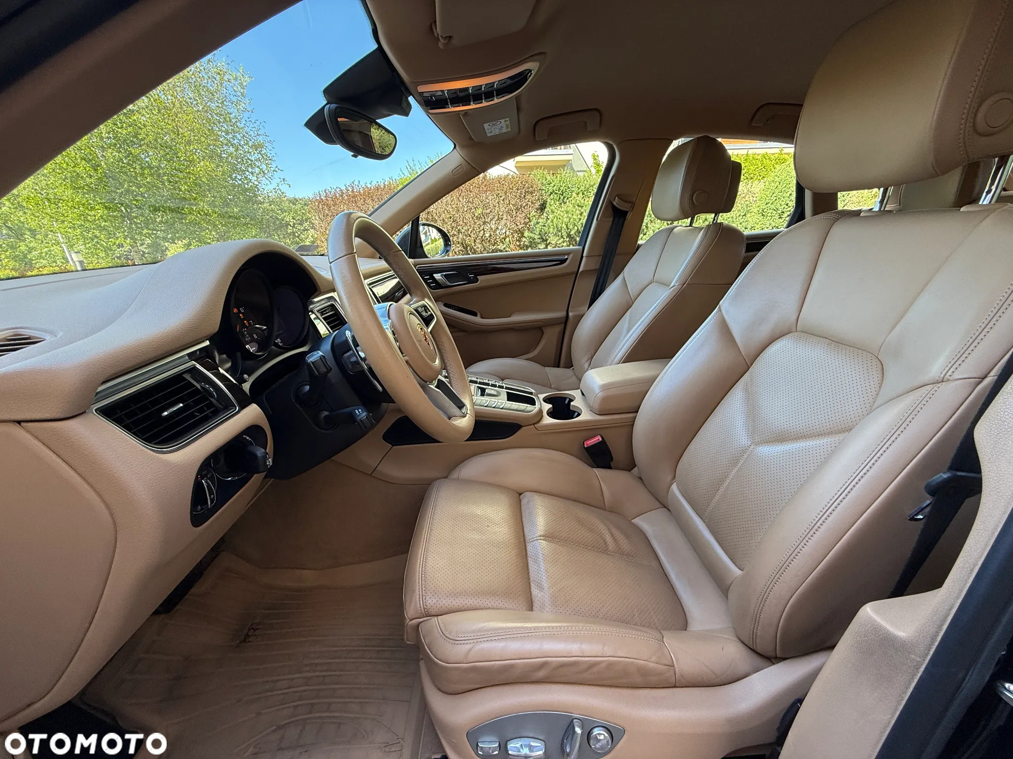 Porsche Macan - 10
